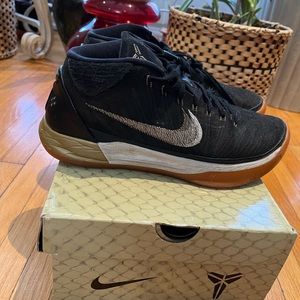 Kobe AD Beaters Size 9